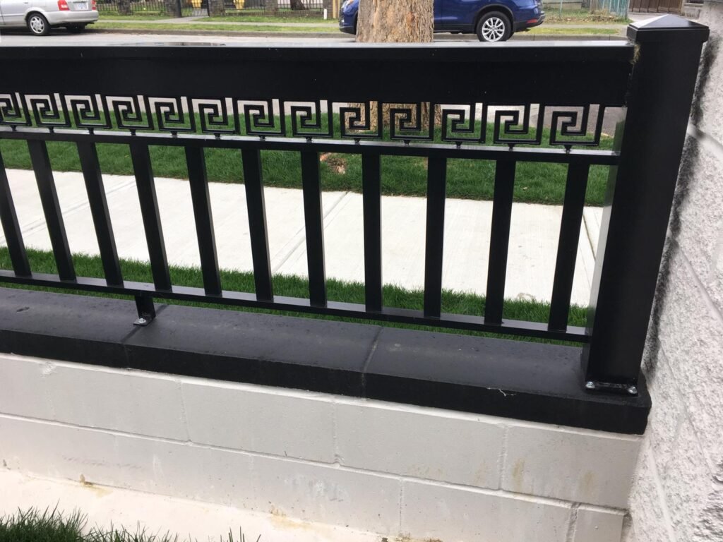 aluminum picket railing
